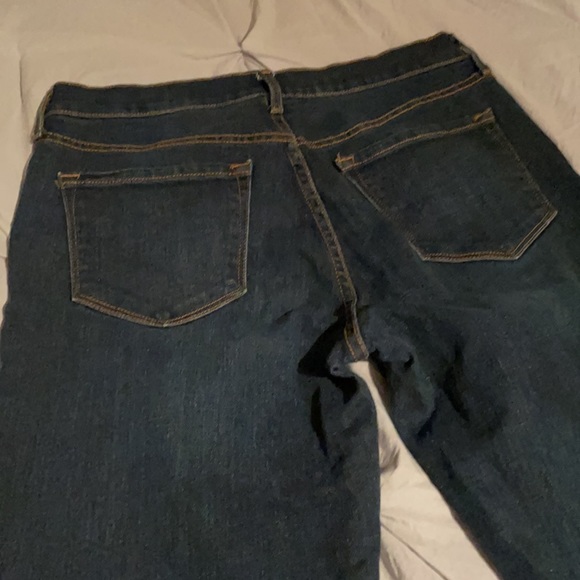 Old Navy Mid-rise Size 6 Straight Leg Jeans - Picture 8 of 9